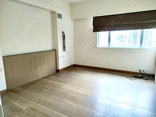 Tai Hang - Swiss Towers 03