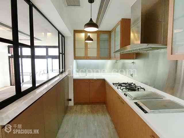 Repulse Bay - The Somerset 13