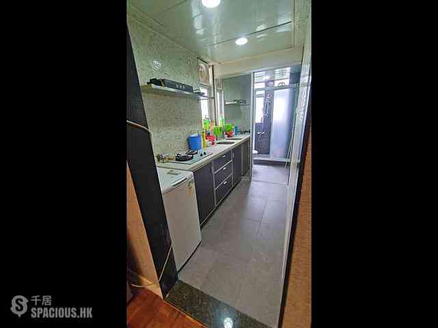Sai Ying Pun - Fu Tai Mansion 05