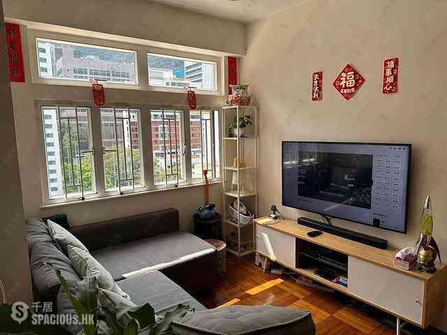 Sai Ying Pun - Silver Court 06