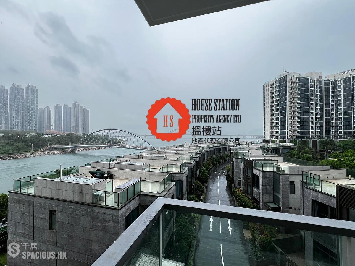 Tseung Kwan O - Monterey 01