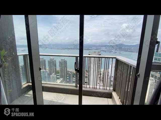 Sai Ying Pun - Island Crest Block 2 01