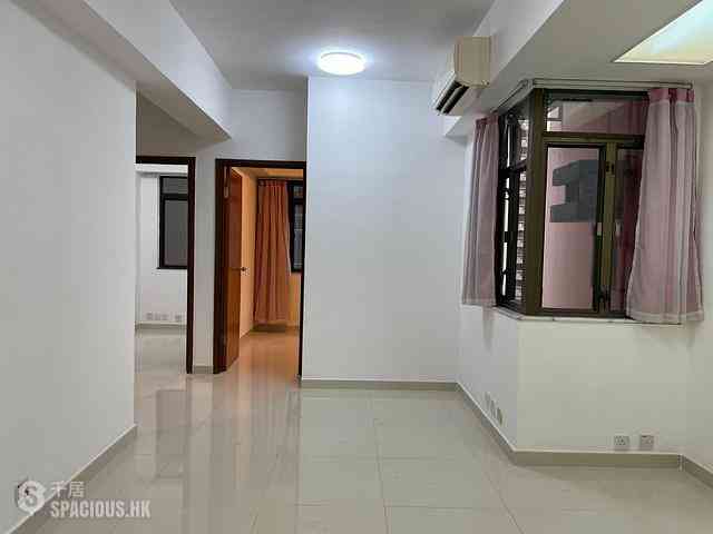 Sheung Wan - Welland Building 01