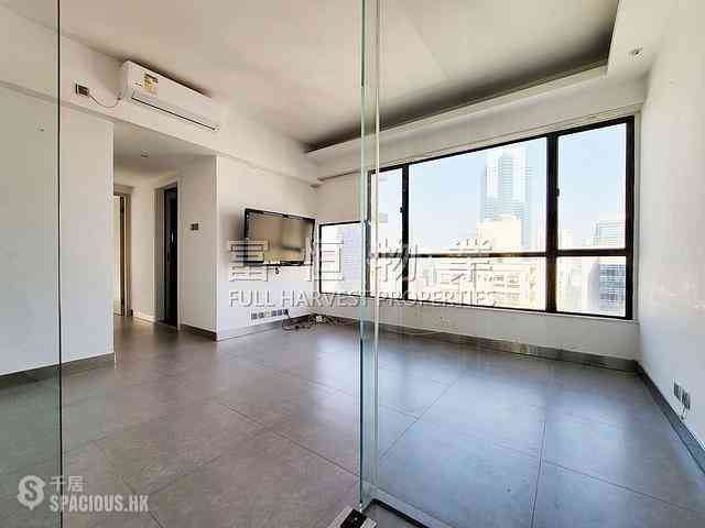 Soho - Cameo Court 01