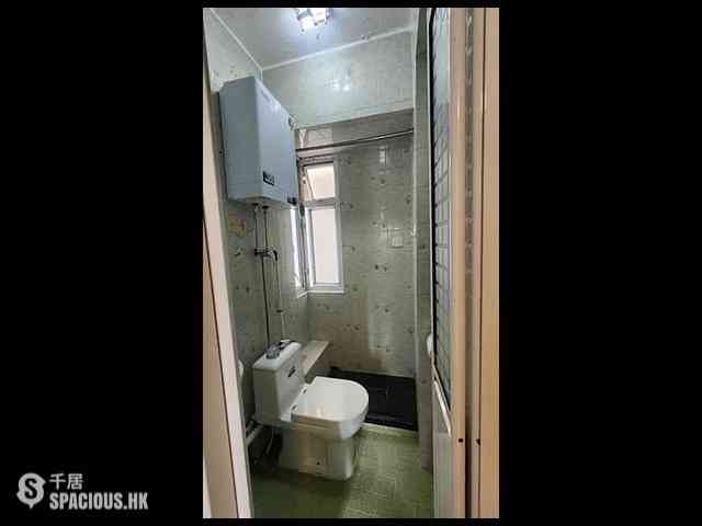 Central - Chung Shan House 02