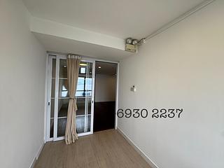 Sheung Wan - 76, Connaught Road West 13