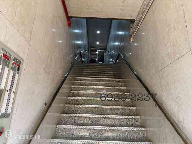 Sheung Wan - 76, Connaught Road West 15