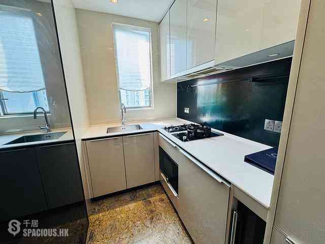 Tung Chung - Century Link Phase 1 Tower 6A 02