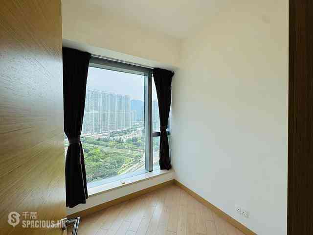 Tung Chung - Century Link Phase 1 Tower 6A 06