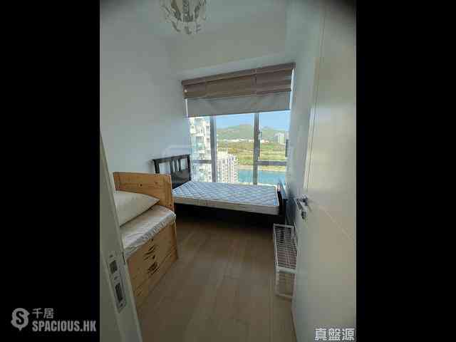 Tseung Kwan O - Monterey Block 5 06