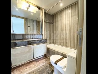 Fortress Hill - Harbour Glory Block 8 05