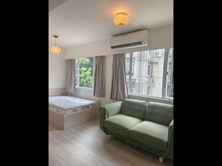 Sai Ying Pun - Tung Cheung Building 02