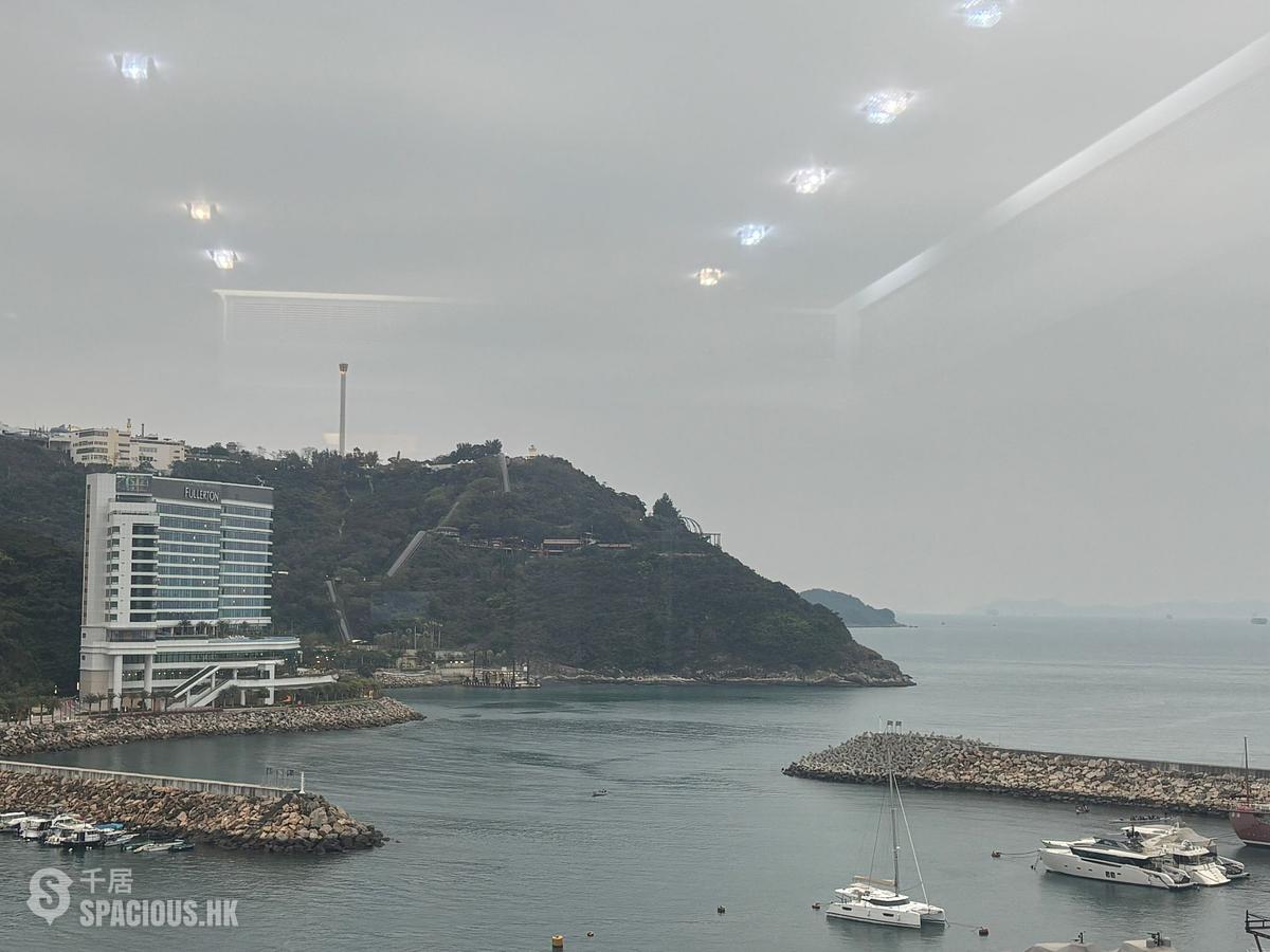 鴨脷洲 - 南湾 01