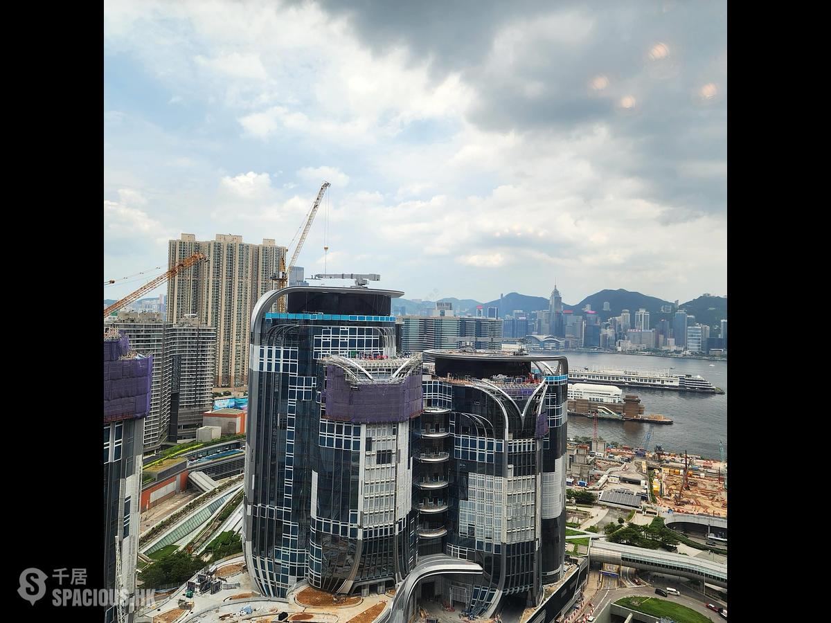 West Kowloon - Sorrento Phase 1 Block 6 01
