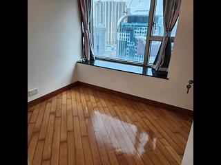 West Kowloon - Sorrento Phase 1 Block 6 06