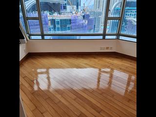 West Kowloon - Sorrento Phase 1 Block 6 10