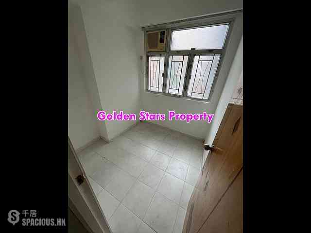 Sai Ying Pun - Tat Hing Building 04