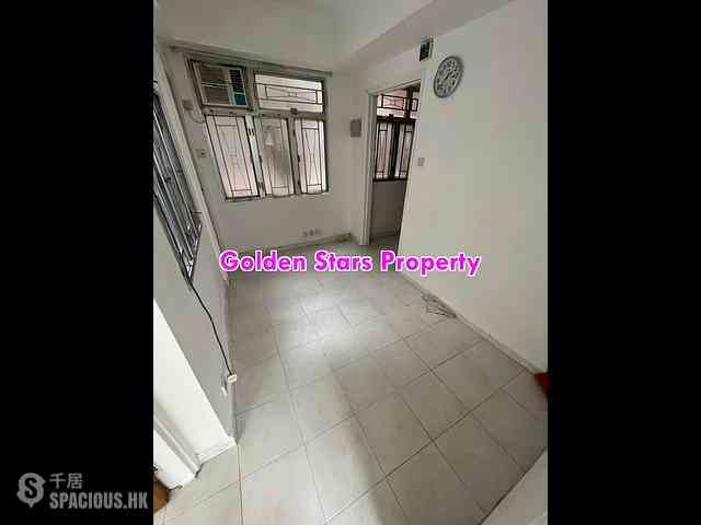 Sai Ying Pun - Tat Hing Building 07