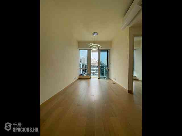 Tseung Kwan O - Monterey Block 7A 06