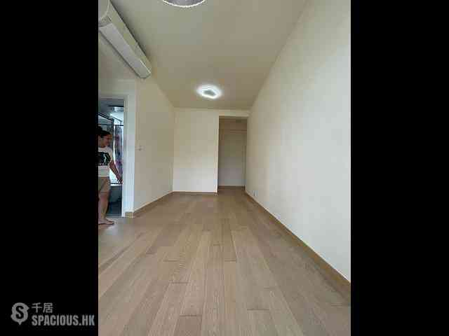 Tseung Kwan O - Monterey Block 7A 08