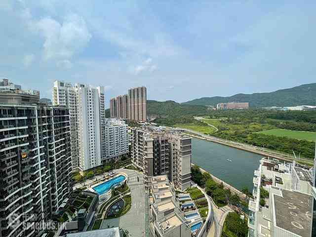 Tseung Kwan O - Monterey Block 7A 11