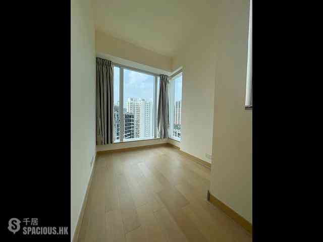 Tseung Kwan O - Monterey Block 7A 15