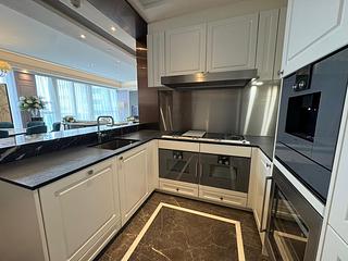 Mid Levels Central - The Morgan 14