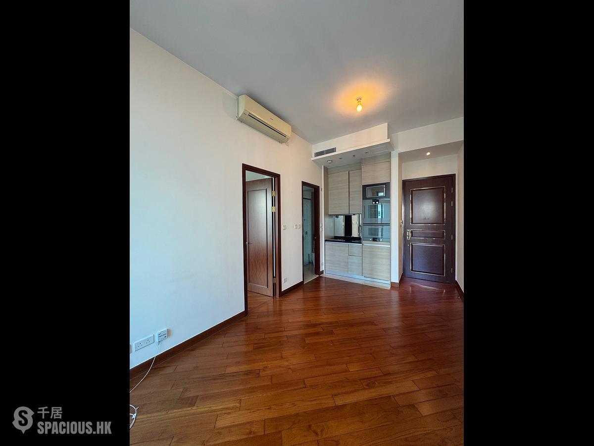 Wan Chai - The Avenue Phase 2 Block 3 01