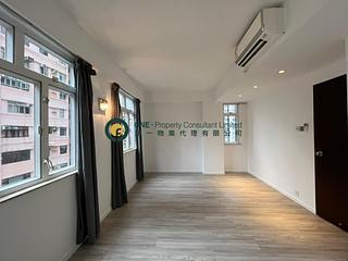 Mid Levels Central - On Fung Building 08