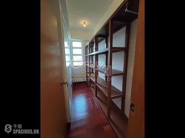 Tai Hang - 60, Aurizon 15