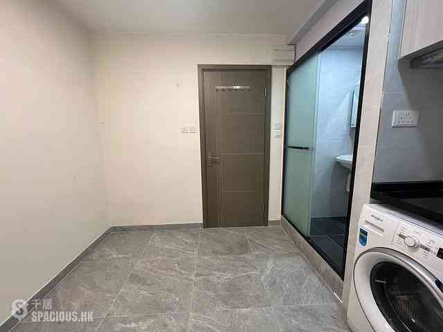 Tai Kok Tsui - Fuk Hing Building 03