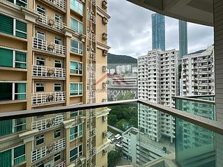 Happy Valley - Regent Hill 03