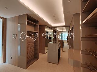 The Peak - 28, Gough Hill Road 10