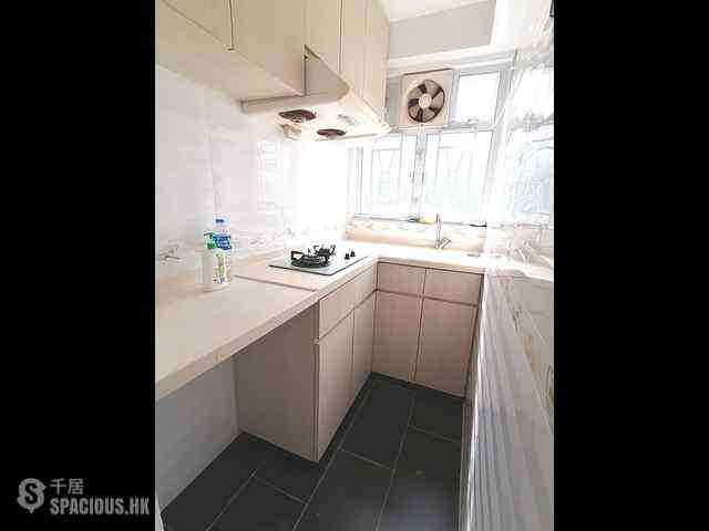 Kennedy Town - Smithfield Terrace Block B 04