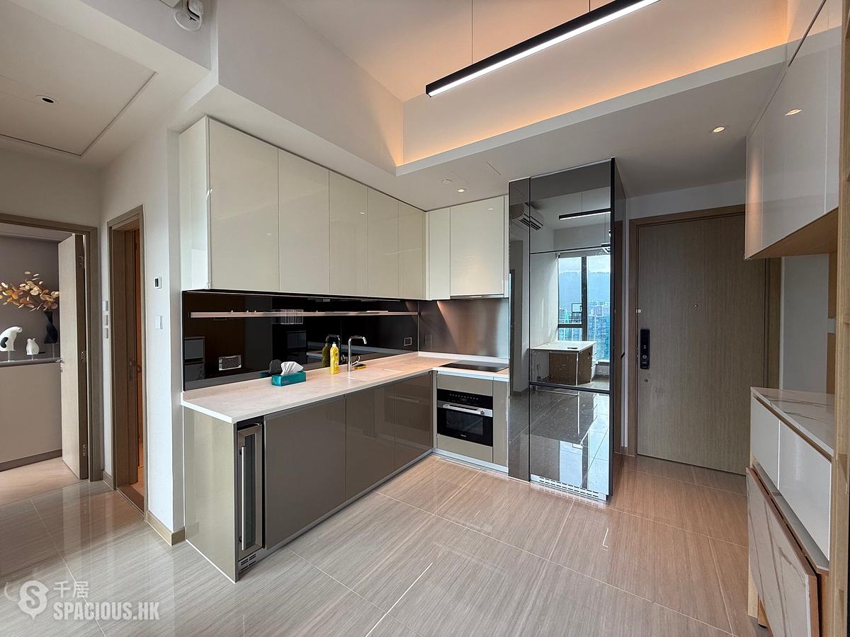 Wong Chuk Hang - The Southside Phase 1 Southland Tower 1B 01