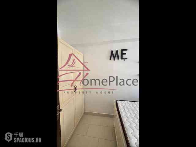 Sai Ying Pun - 99C, High Street 06