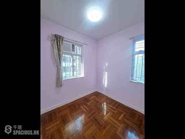 Mong Kok - Wah Sun Building 04