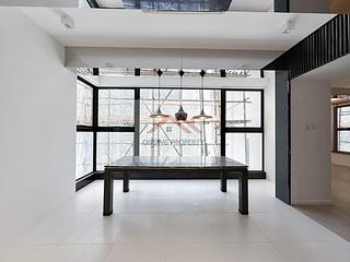 Mid Levels West - Peace Court 02