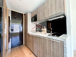 Mid Levels Central - Gramercy 04