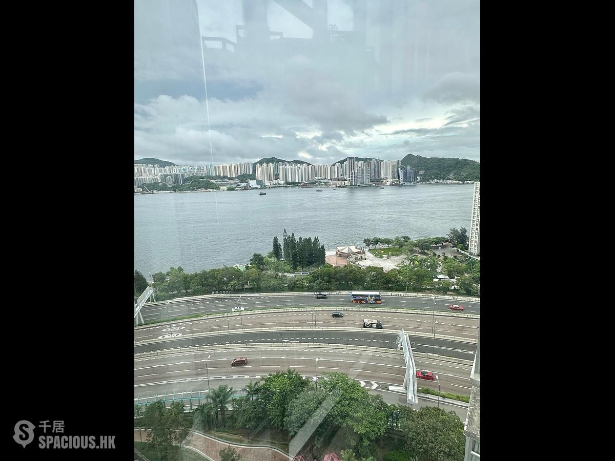Tai Koo Shing - Tai Koo Shing Kwun Hoi Terrace Pak Hoi Mansion 01