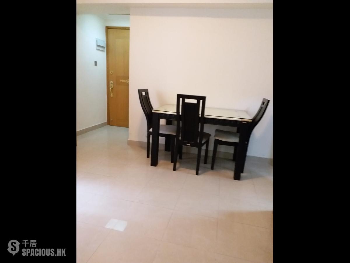 Shek Tong Tsui - Belcher Court 01