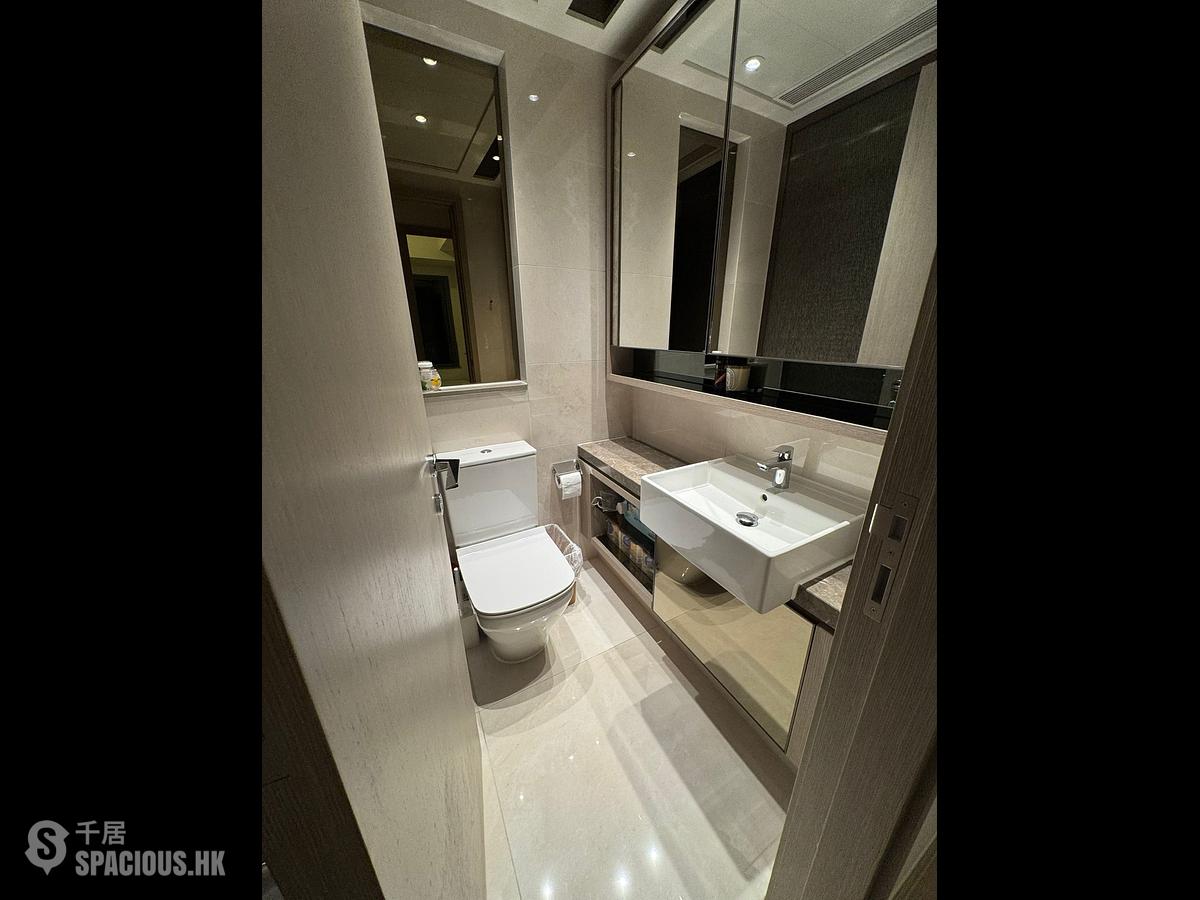 Wong Chuk Hang - The Southside Phase 1 Southland Tower 1B 01