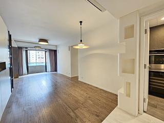 Mid Levels Central - Winsome Park 04
