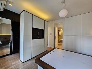 Mid Levels Central - Winsome Park 11