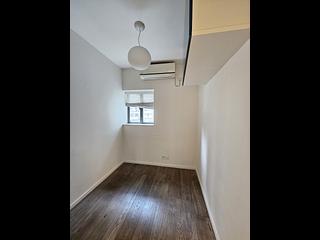 Mid Levels Central - Winsome Park 19