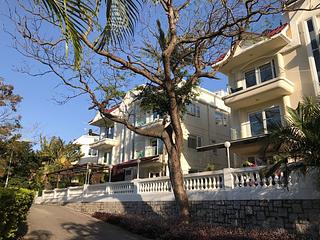 Clear Water Bay - Seacrest Villas 02