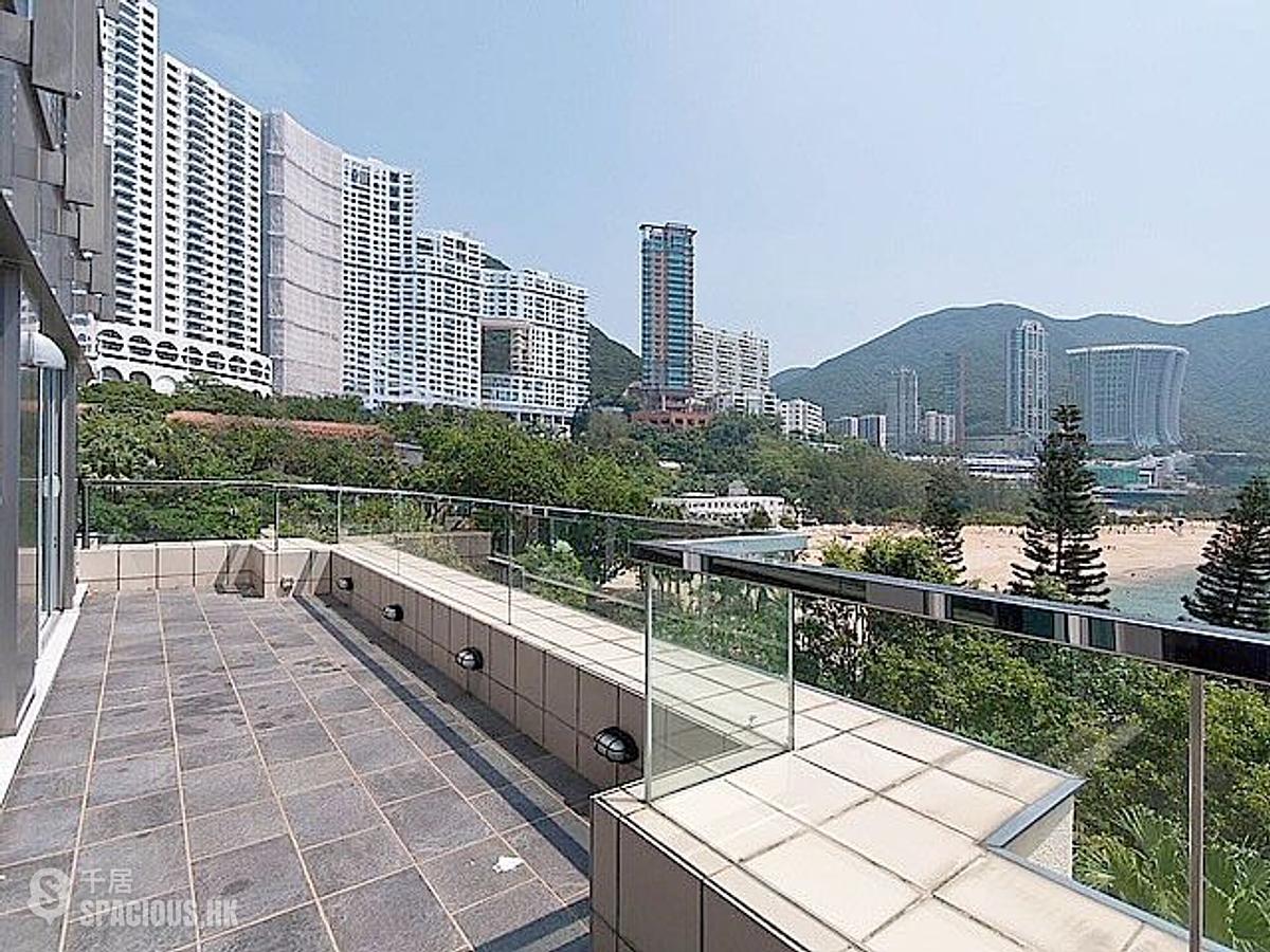 Repulse Bay - 56 Repulse Bay Road 01
