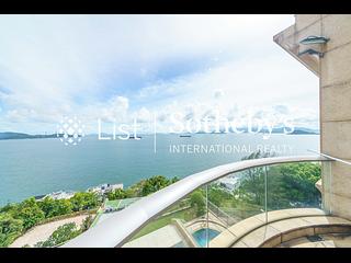 Pok Fu Lam - Villas Sorrento 10