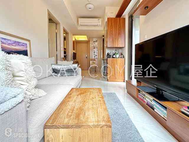 Sai Ying Pun - King's Hill 01
