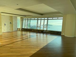 Repulse Bay - The Lily 15
